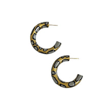 Load image into Gallery viewer, Oyster Print Hoops