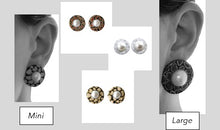 Load image into Gallery viewer, Tiggy Studs© - 4 Color Options