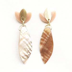 Large Mother of Pearl Drop - Gold & Beige Petal